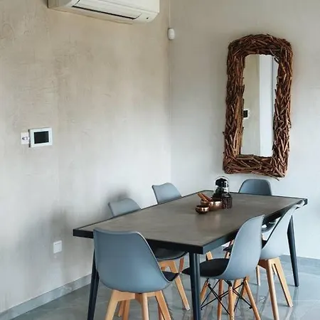 3 Bedroom Penthouse Jacuzzi Seaview *